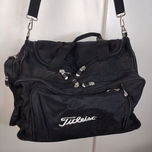 Titleist Training Duffel Bag Medium 19" Gym Sports Travel Black Shoe Compartment